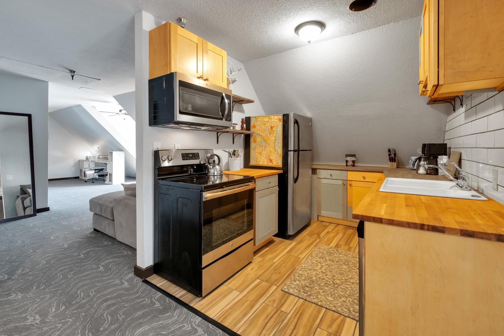College Inn Hotel Seattle Extérieur photo